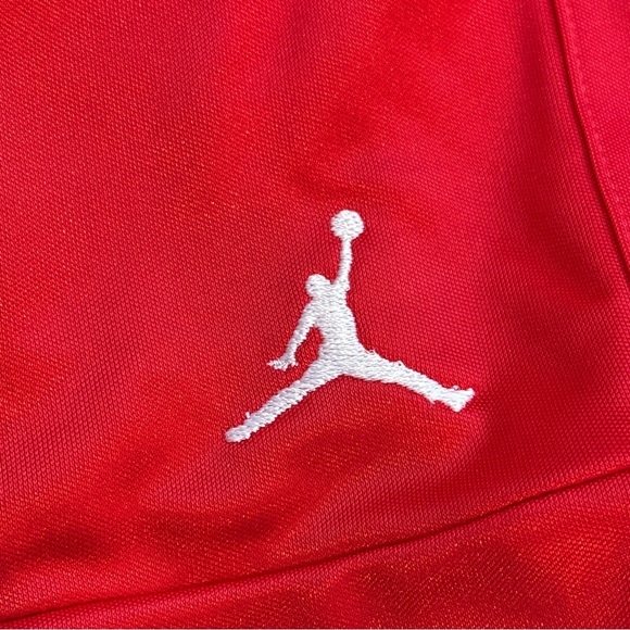 Nike Air Jordan Women’s Jumpman Basketball Shorts Red Large AT0538-657 NWT - Picture 3 of 14